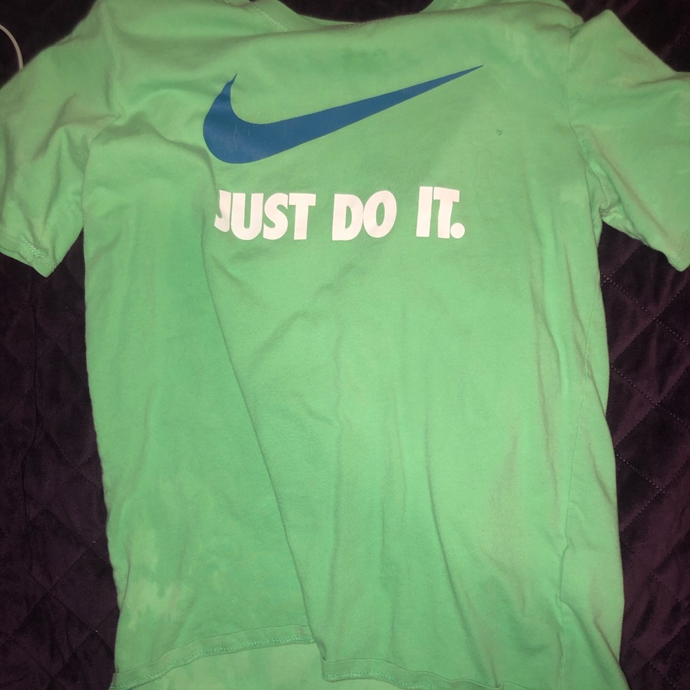 short sleeve shirt/too